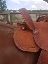Load image into Gallery viewer, Royal King Medina Youth Barrel Saddle