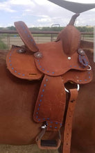 Load image into Gallery viewer, Royal King Medina Youth Barrel Saddle