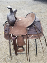Load image into Gallery viewer, Youth hard seat bear trap style saddle